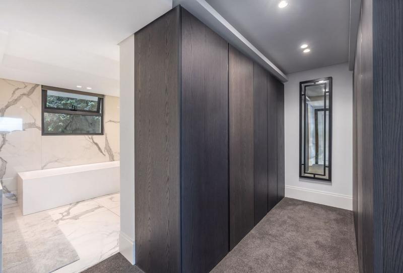 3 Bedroom Property for Sale in Bantry Bay Western Cape